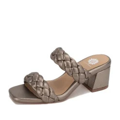 Carlen Heel