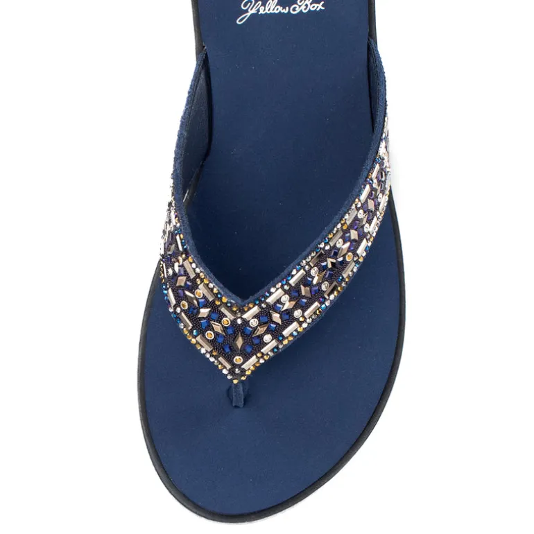 Dashna Sandal