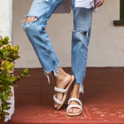 Davie Flat Sandal