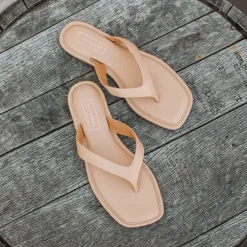 Durham Flat Sandal