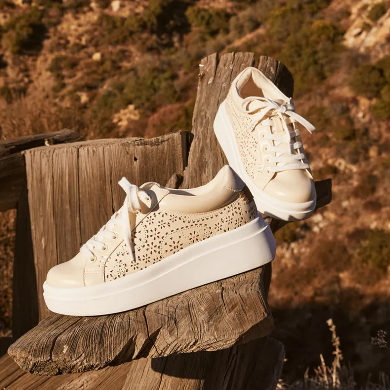 Everlie Flatform Sneaker