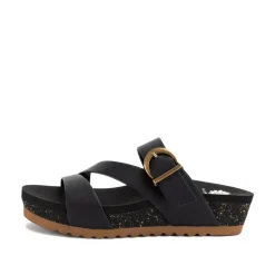 Rosette Flatform Sandal