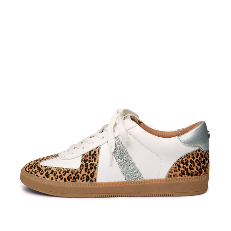 Zayne Lace-Up Sneaker