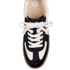 Zayne Lace-Up Sneaker