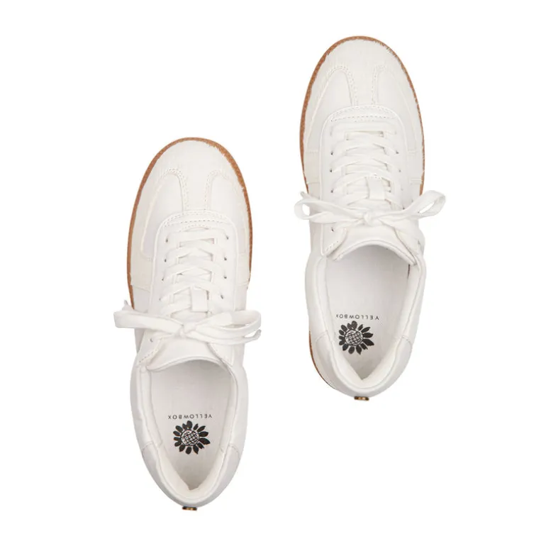 Zayne Lace-Up Sneaker